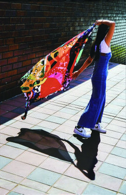 写真「風とあそぶ」の画像