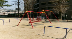 京町第２公園インクルーシブ遊具