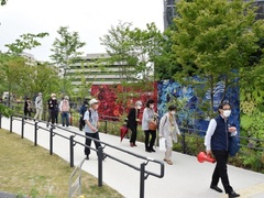 花とみどりの博覧会見学風景