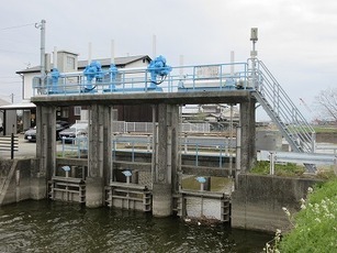 十郎丸1制水門改修前の写真