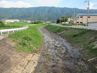 川原川の状況（土砂撤去後）の写真