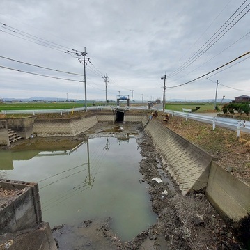 草場川(浚渫後)の写真