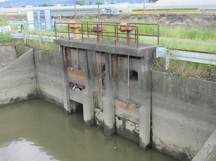 中田井堰施工前の写真