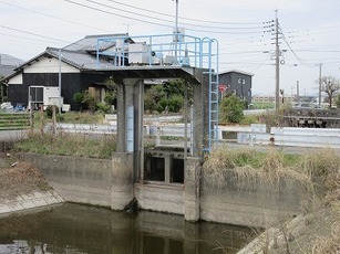 生ヶ田井堰改修前の写真