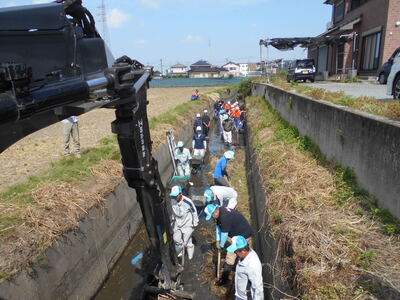 三潴の浚渫状況