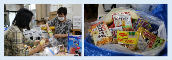 （左）世帯向けに食品を仕分ける様子、（右）配布する食品が入った袋
