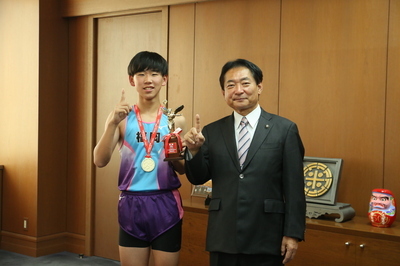 目野惺大さんと原口市長