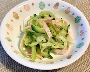 ごまサラダの写真