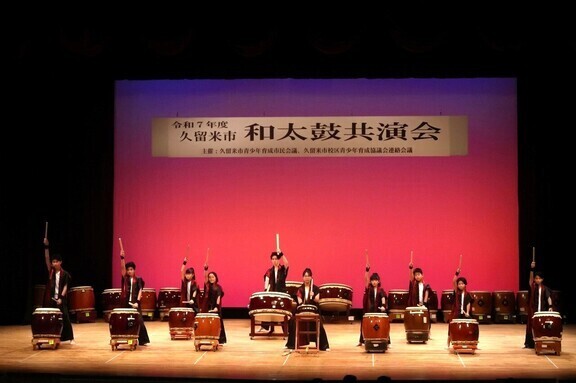 桃太郎太鼓の演技