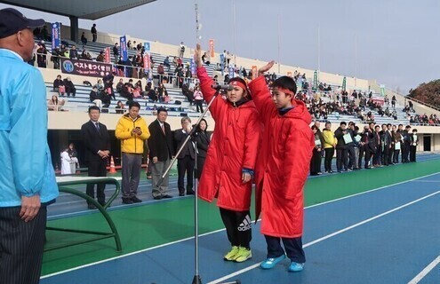 前回優勝の安武校区の選手宣誓