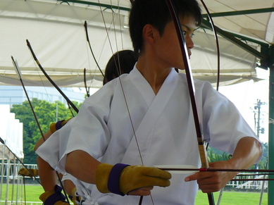 男子選手構え