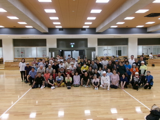 ラジオ体操講習会の集合写真