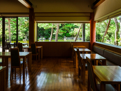 楽水亭の内観写真