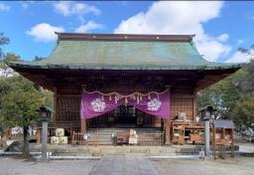 令和4年10月31日に国文化財に登録された篠山神社本殿を南側から撮影した写真