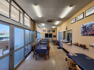 キッチンみつ葉の内観の写真