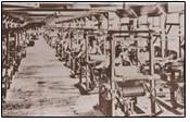 写真　久留米絣工場(明治40年代)