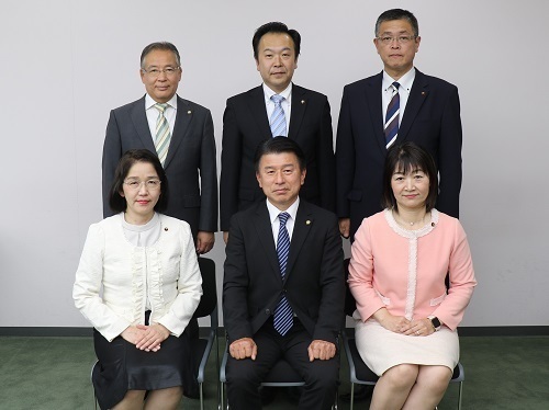 公明党議員団の集合写真です