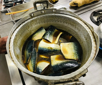 鯖の煮つけの鍋
