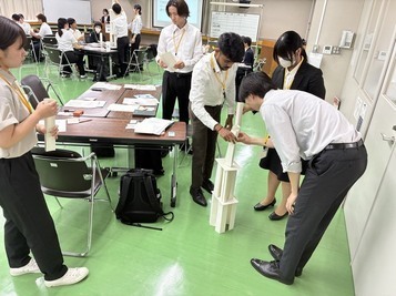入社1年目社員向け研修ワークの様子