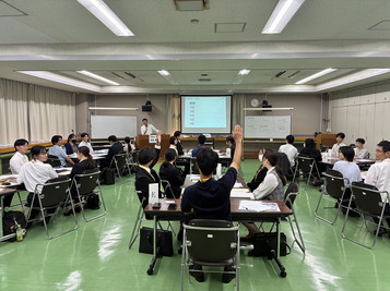 入社２年目社員向け研修全体の様子