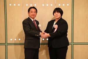 市長と素根選手