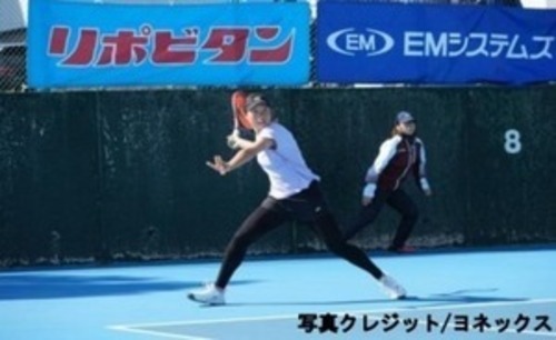 大きく構えます
