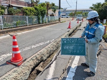 下水道施設調査第1班の活動の様子　漏水調査