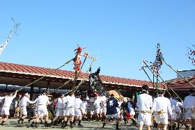 虫追い祭りの画像